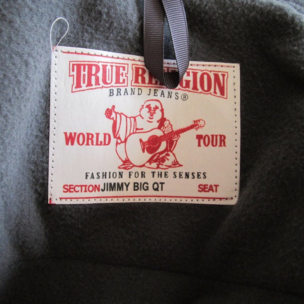 True Religion - Picture 3 of 5